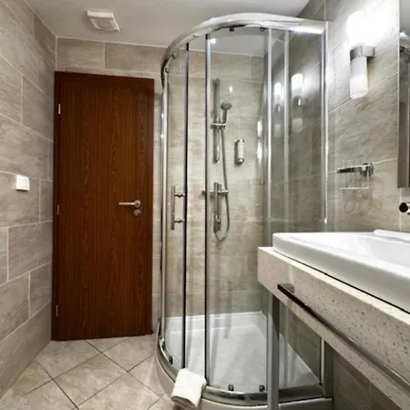 David - Via Jasna Demenova Welnes *