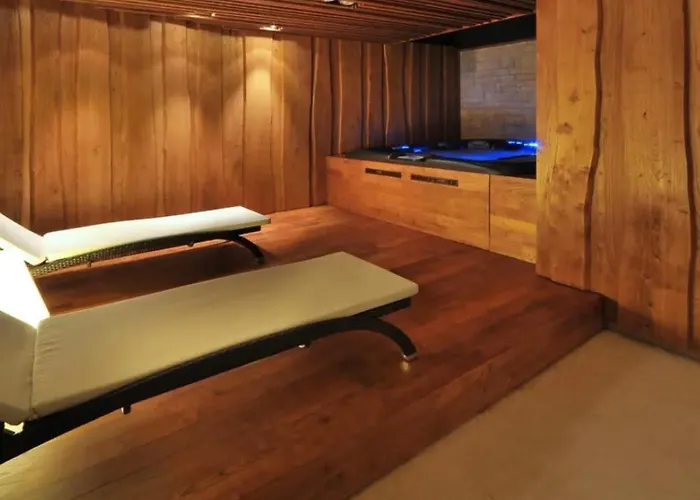 David - Via Jasna Demenova Welnes *